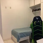 Em Copacabana Apartamento Mobiliado No Posto 6